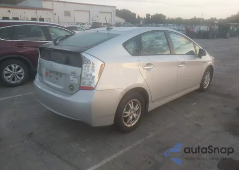 2010 Toyota Prius Iii z USA, uszkodzony, nr VIN JTDKN3DUXA0219252